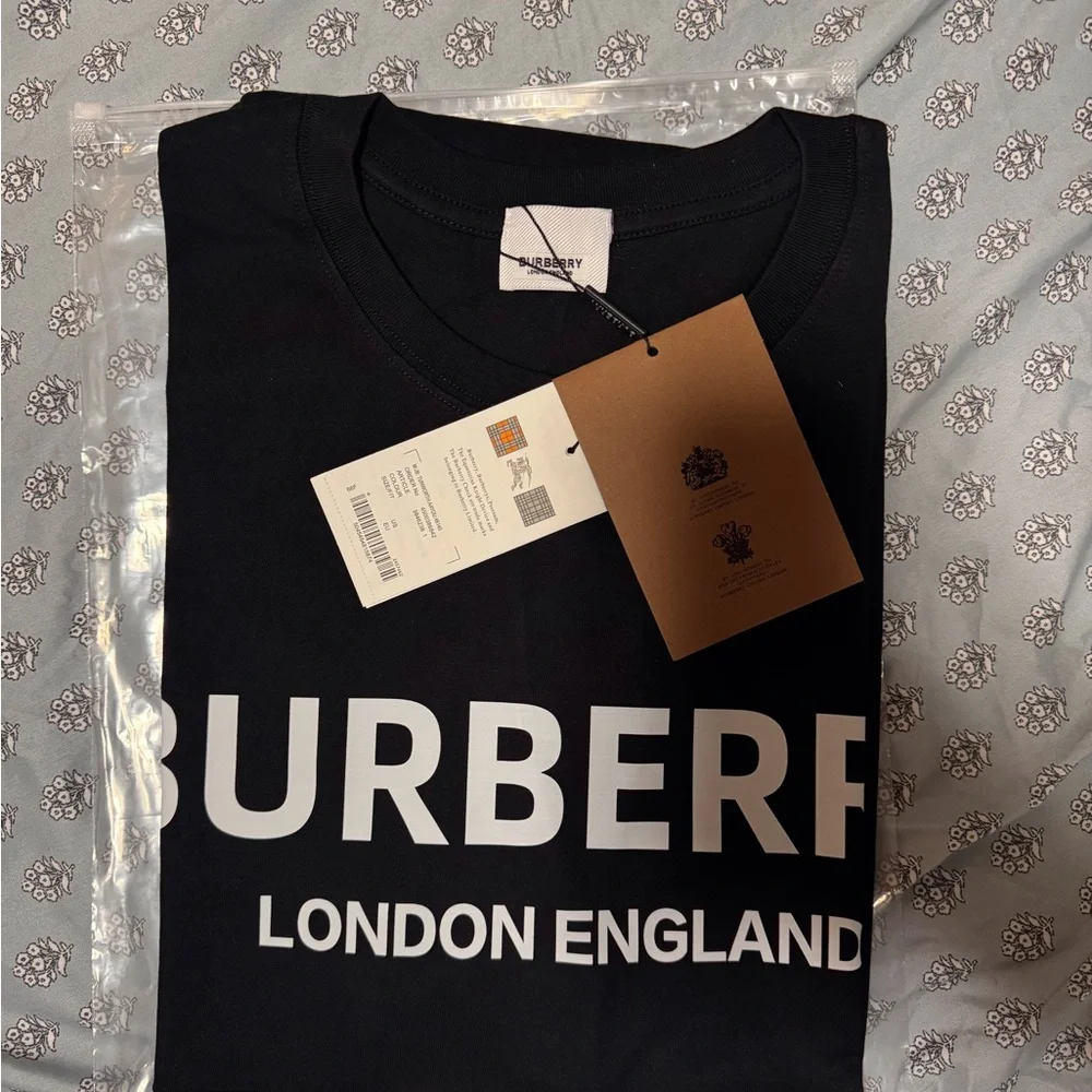 Burberry Black Logo T-Shirt Large